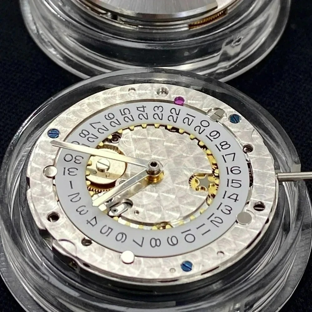 حركة ساعة ميكانيكية فاخرة طبق  - مراجعة Watch Winder Compact وسعره
