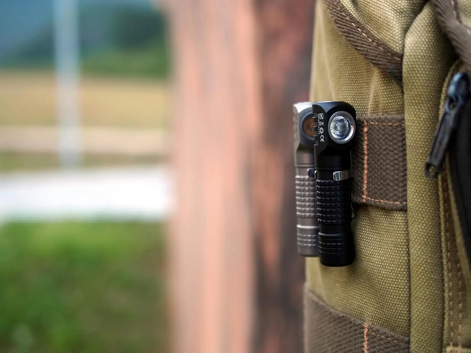 مصباح يدوي مانكر E02III للاستخ - مراجعة Edc Carry Flashlight وسعره